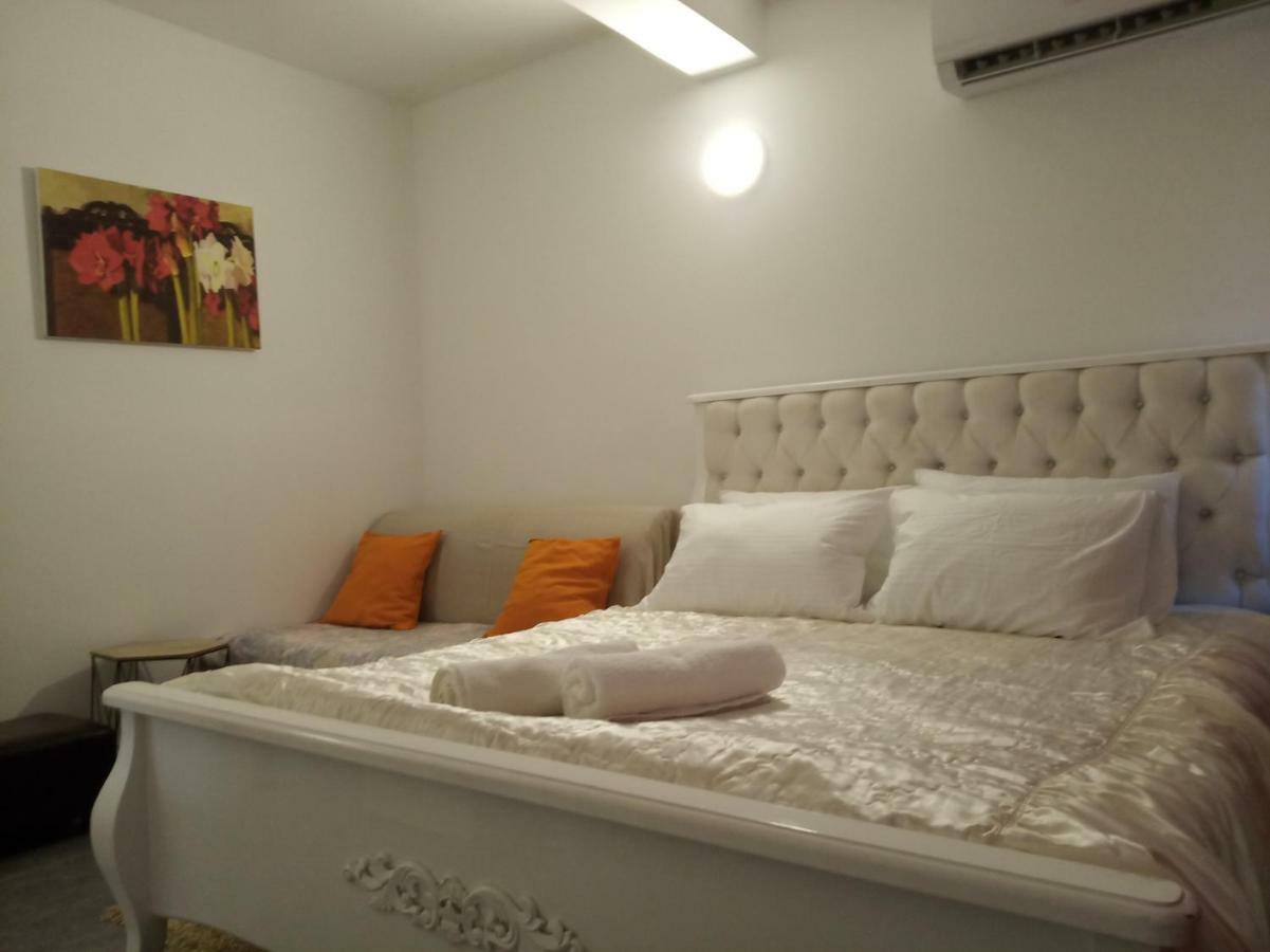 Sapir Hostel (Adults Only) Tel Aviv Eksteriør bilde